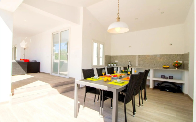 LEON Immo Villa Palmera - 10337