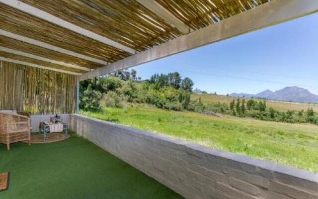 Wildlife Retreat on a Wine-Farm