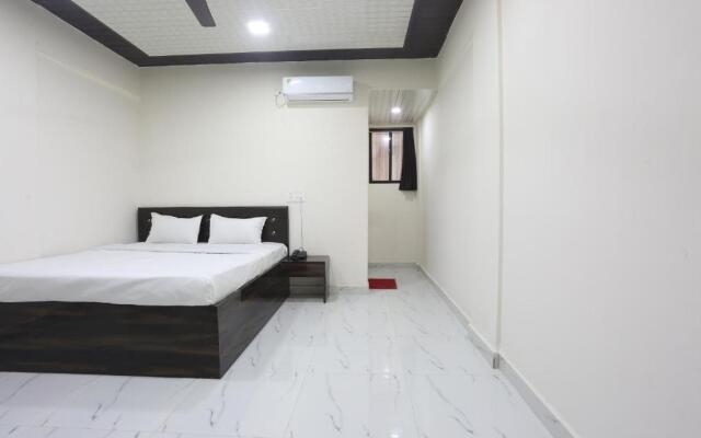 Capital O 85712 Hotel Star Inn