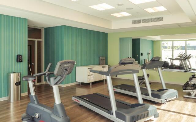 Holiday Inn Express & Suites Miami Airport East by IHG