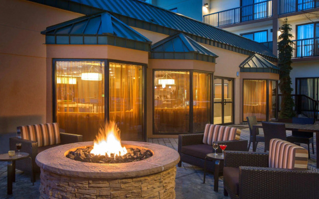 Courtyard by Marriott Cleveland Beachwood