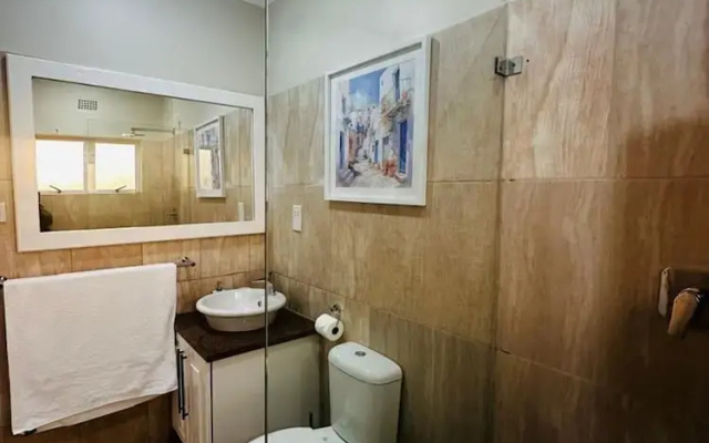 Stunning 2 bed With Pool - 2275