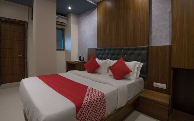 OYO 22070 West Inn Hotel