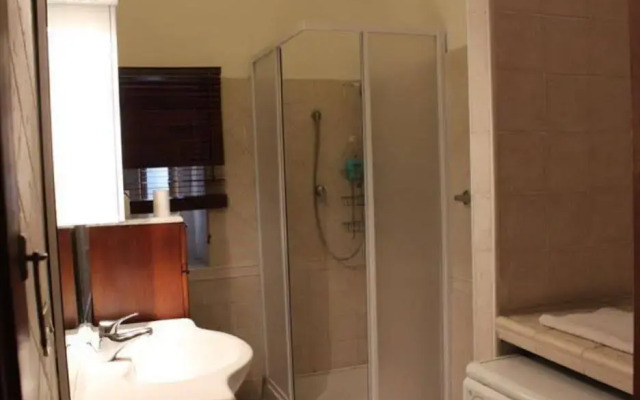 Overseas 2 Guest House