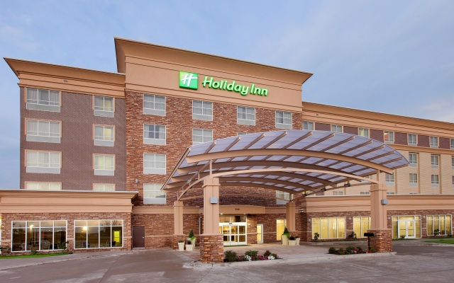 Holiday Inn Garland, an IHG Hotel