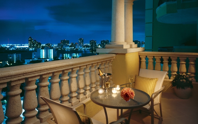 Acqualina Resort & Residences On The Beach