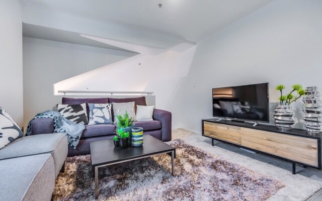 Penthouse with Mezzanine & Harbor Views