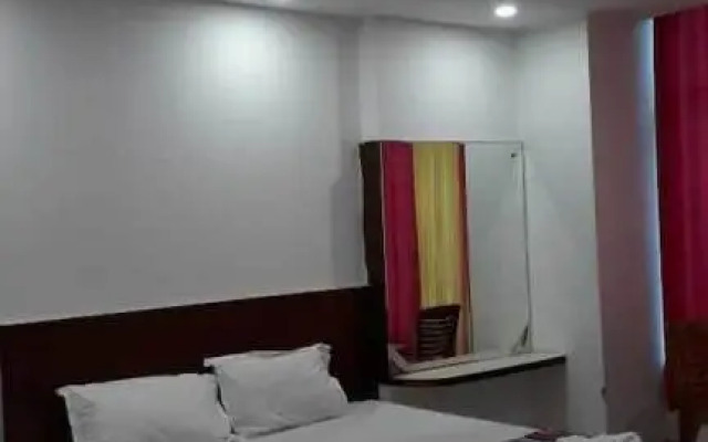 Goroomgo Shayon Residency Puri