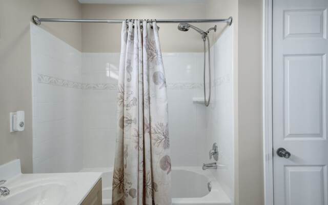 Swordfish #1 - 4 Br Duplex