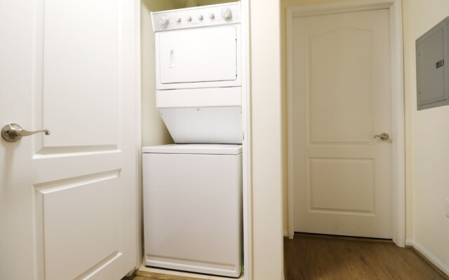 Downtown LA Artistic Apartments