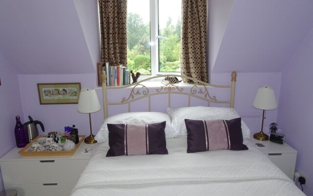 Drinkstone Park Bed & Breakfast and Gardens