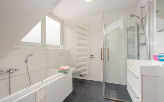 Luxurious Villa with Cart, Whirlpool, Jacuzzi, in Green Area