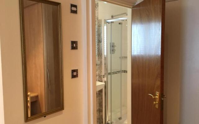 Albro House Hotel