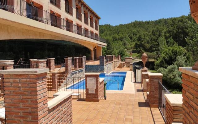 La Figuerola Hotel & Restaurant