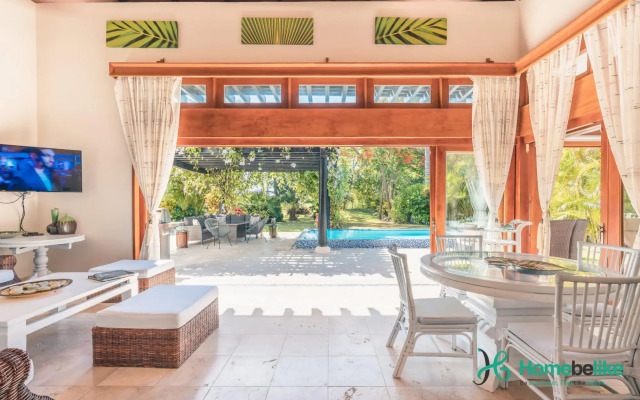 Private Pool Tropical Villa at Green Village B87