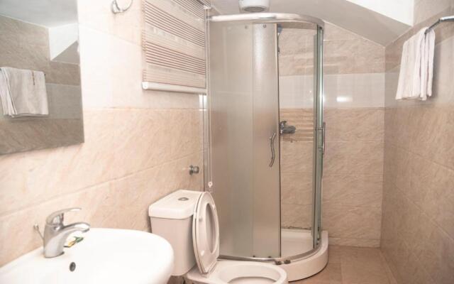 Enland Suites & Apartments