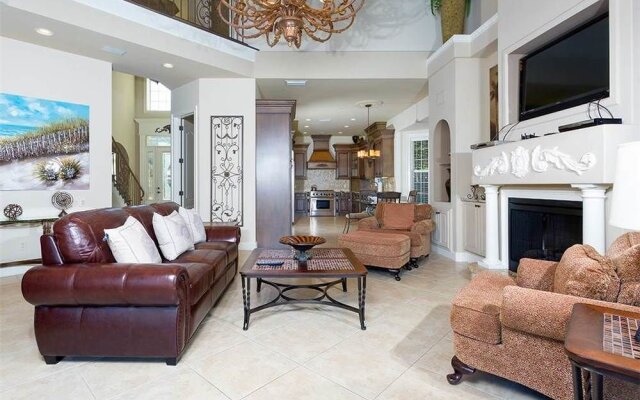 Blue Heron 4 Br home by RedAwning