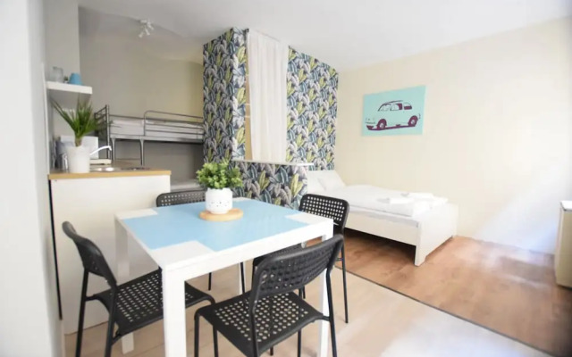 Budget Apartment by Hi5 - Vámház 5.