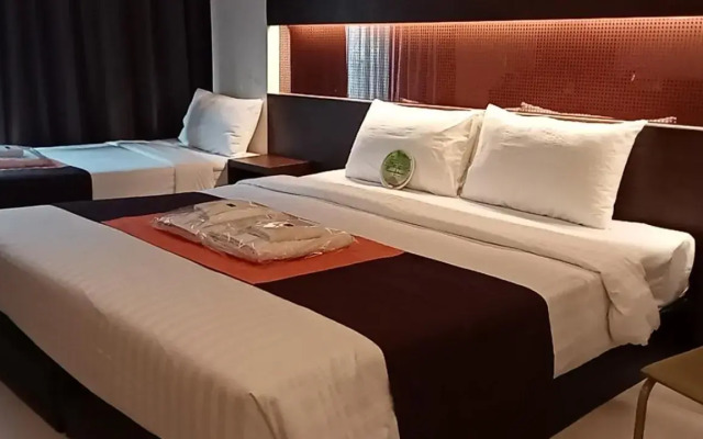 Collection O The Bangkok Airport Link Suite