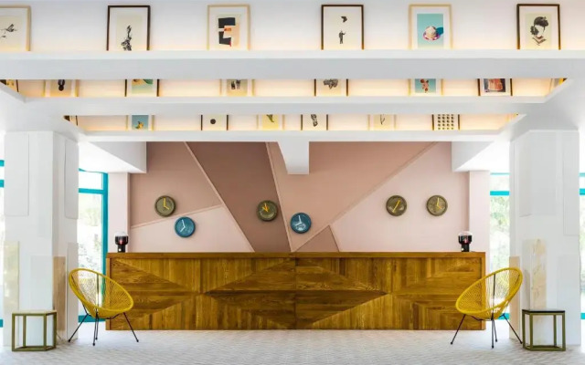 Zefir Hotel