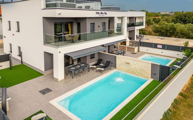 Villa Blue Sky 1