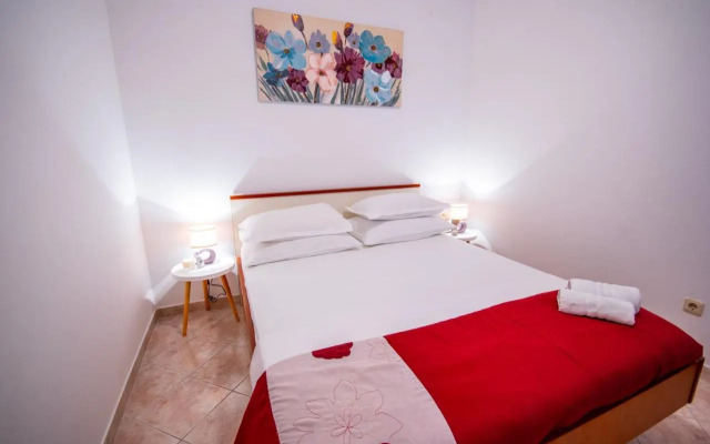 Apartment Franić