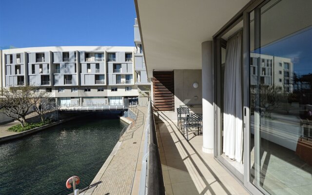 Canal Quays Luxury Apartments