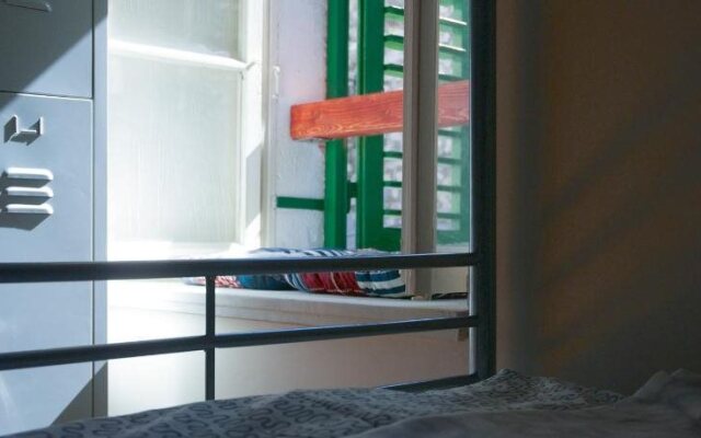 Hostel Yeti