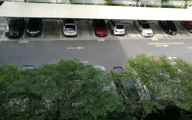 Bann Imm Aem Condo No.376