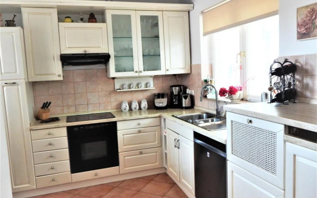 Villa Umag in Umag With 5 Bedrooms and 5 Bathrooms