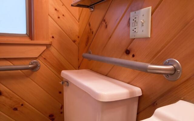 Wiscasset Woods Lodge