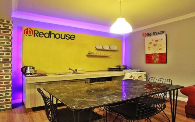 Red House Vip