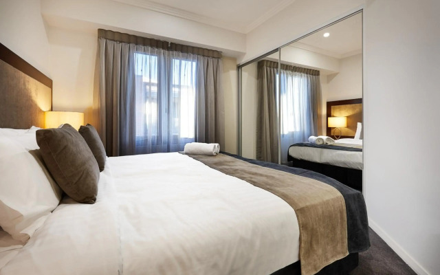 Attika Hotel