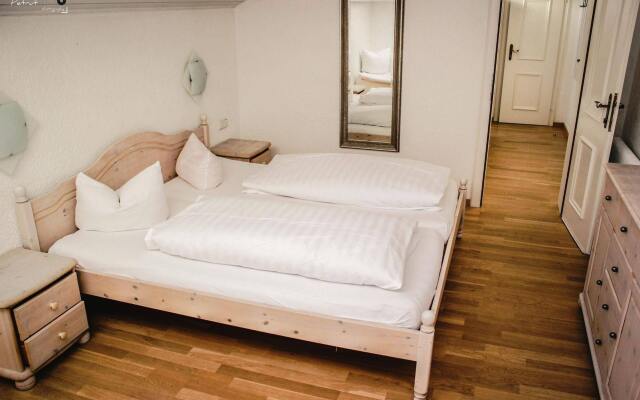 ALMHOF KITZLODGE *** Zimmer Suiten Apartments