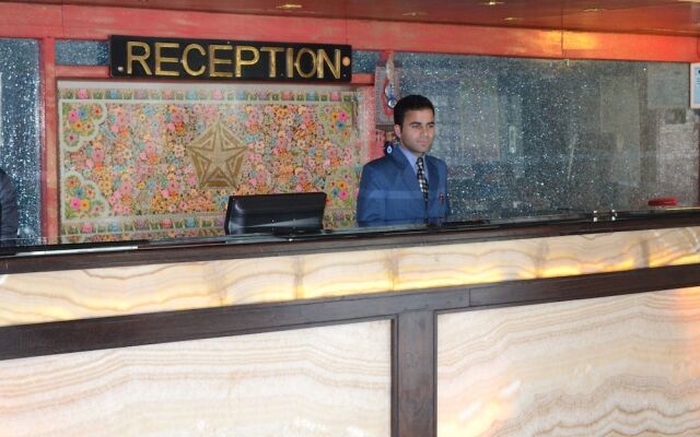 ADB Rooms Hotel Silver Star