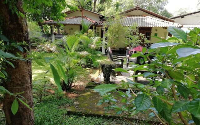 Lal HomeStay
