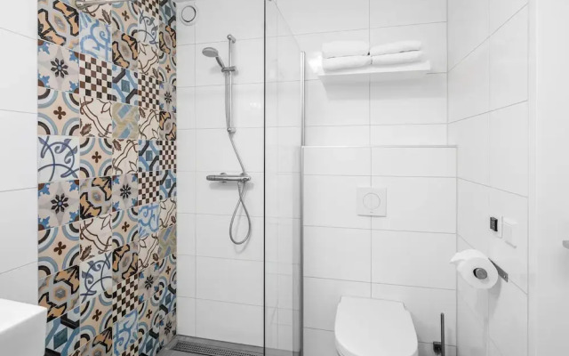 Luxurious Holiday Home With Dishwasher, 200 m From the Beach