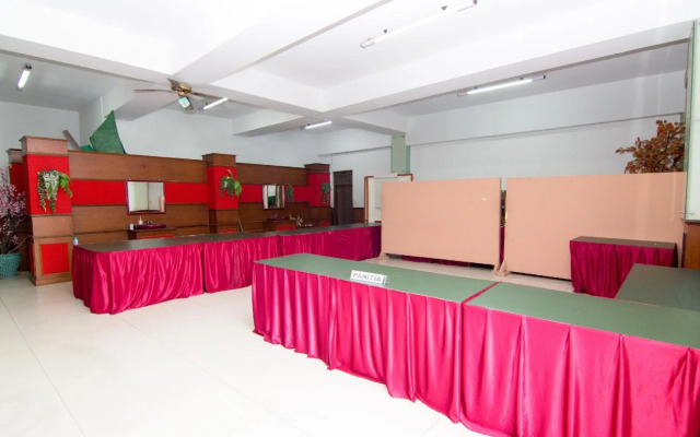 Capital O 2205 Hotel 3 Intan