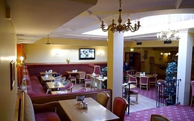 Percy French Hotel