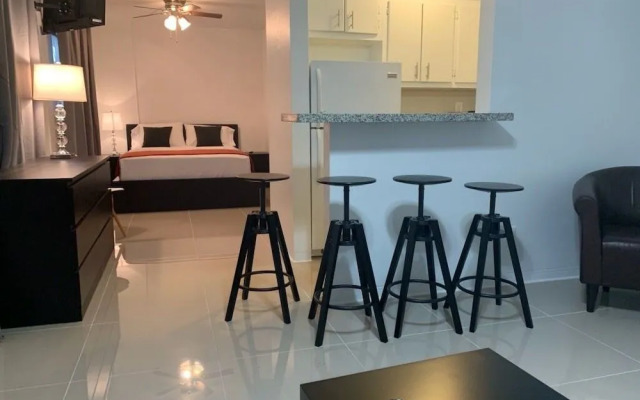 Miami Airport Apartment Inn