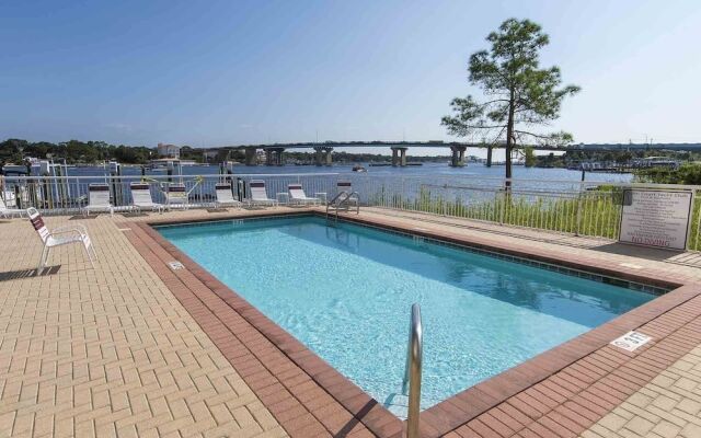 Palm Court Yacht Club #308