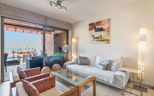 Romen 2-2 PENTHOUSE SEA VIEW & JACUZZI 2B