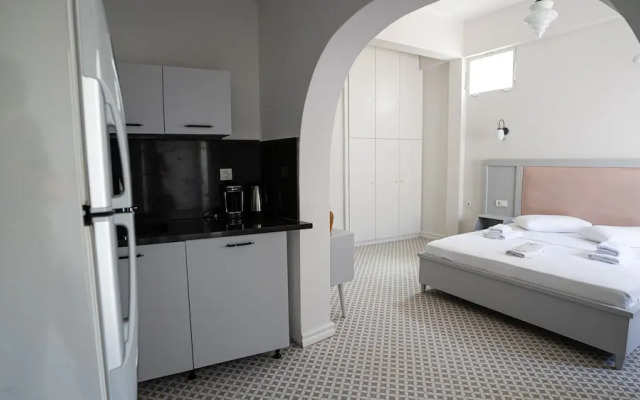 Ece Suit Büyükada