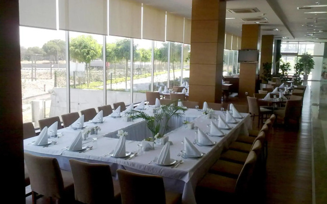 Orucoglu Oreko Hotel