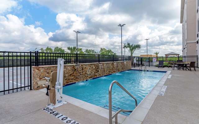 Comfort Inn & Suites Waller