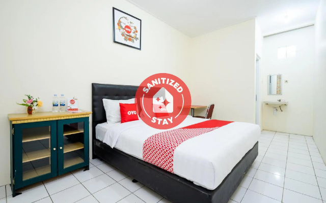 OYO 2008 Sellinas Family Residence Syariah