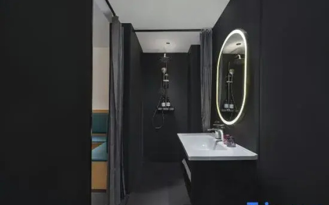 Shuangting Hotel