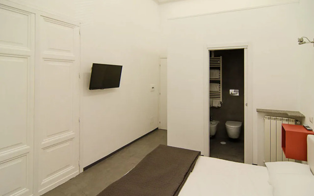 We Love Roma Guest House