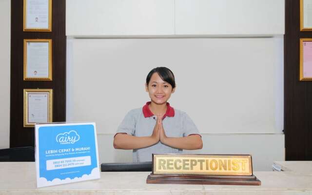 Airy Terminal Tirtonadi MT Haryono 80 Solo