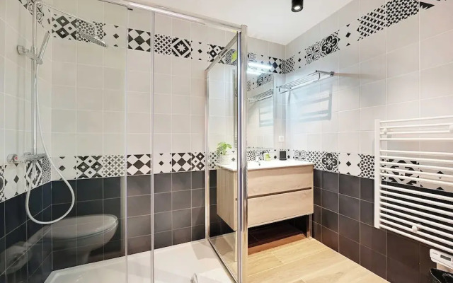 Cosy Studio With Rooftop and A/C - 2P - Vanves